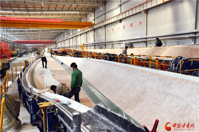 “擰緊”防控閥 打出“組合拳”——玉門市三向發(fā)力推動疫情防控、復(fù)工復(fù)產(chǎn)、脫貧攻堅齊頭并進（圖）