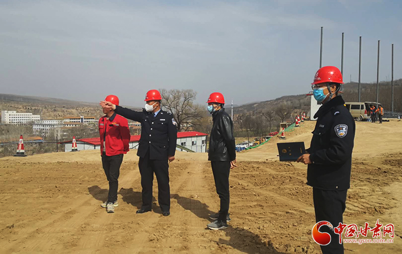 甘肅靈臺(tái):靠前服務(wù)靶向發(fā)力 全力護(hù)航企業(yè)復(fù)工復(fù)產(chǎn)(圖)