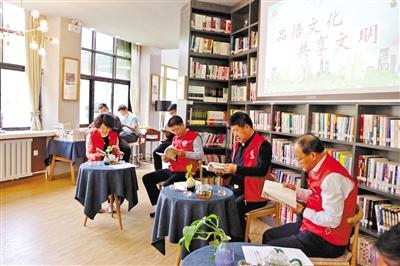蘭州市人大常委會機(jī)關(guān)黨員開展進(jìn)社區(qū)共駐共建暨新時(shí)代文明實(shí)踐志愿服務(wù)示范活動
