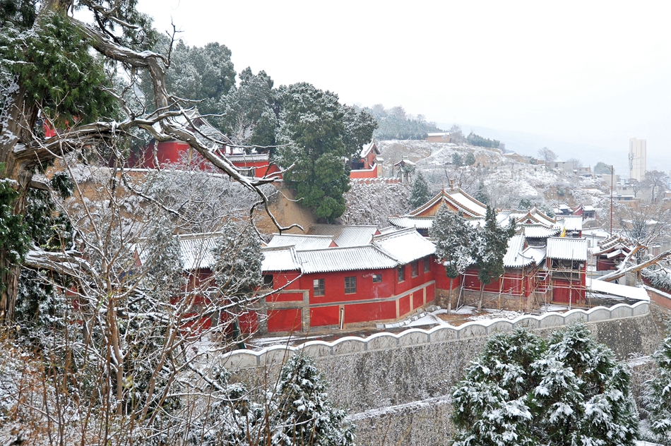 雪后的天水玉泉觀，仿佛回到了古秦州