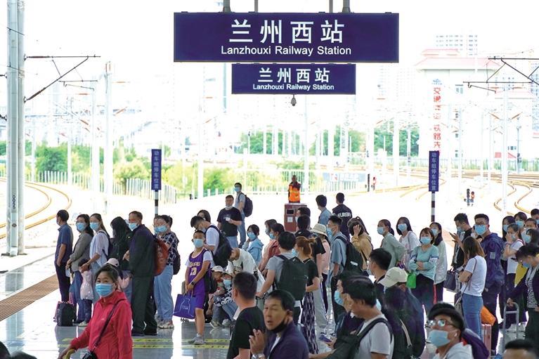 甘肅省交通圓滿(mǎn)完成端午節(jié)期間保通保暢工作 鐵路公路 出行率較往年同期均明顯上漲