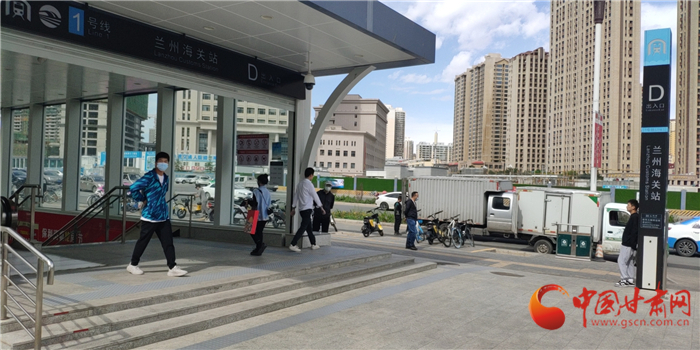 尋人：在蘭州地鐵蘭州海關(guān)站暖心救人的警察你在哪？