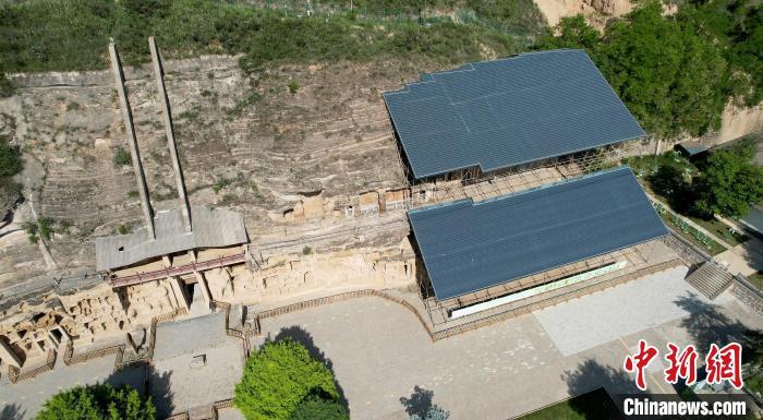 圖為航拍視角下的北石窟寺。　艾慶龍 攝