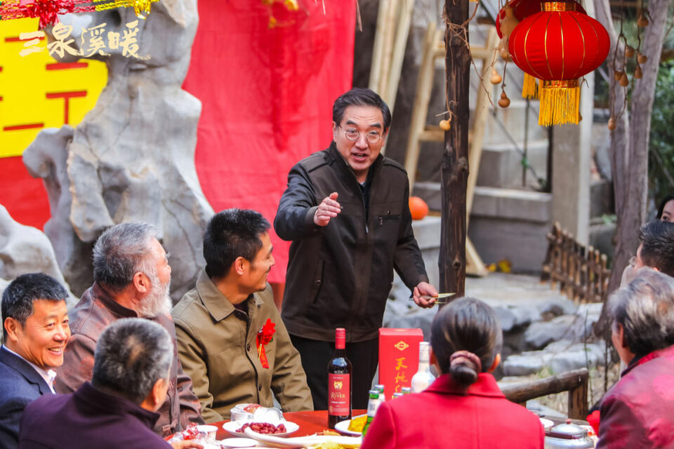 還原鄉(xiāng)味，留住鄉(xiāng)愁，《三泉溪暖》定檔央一