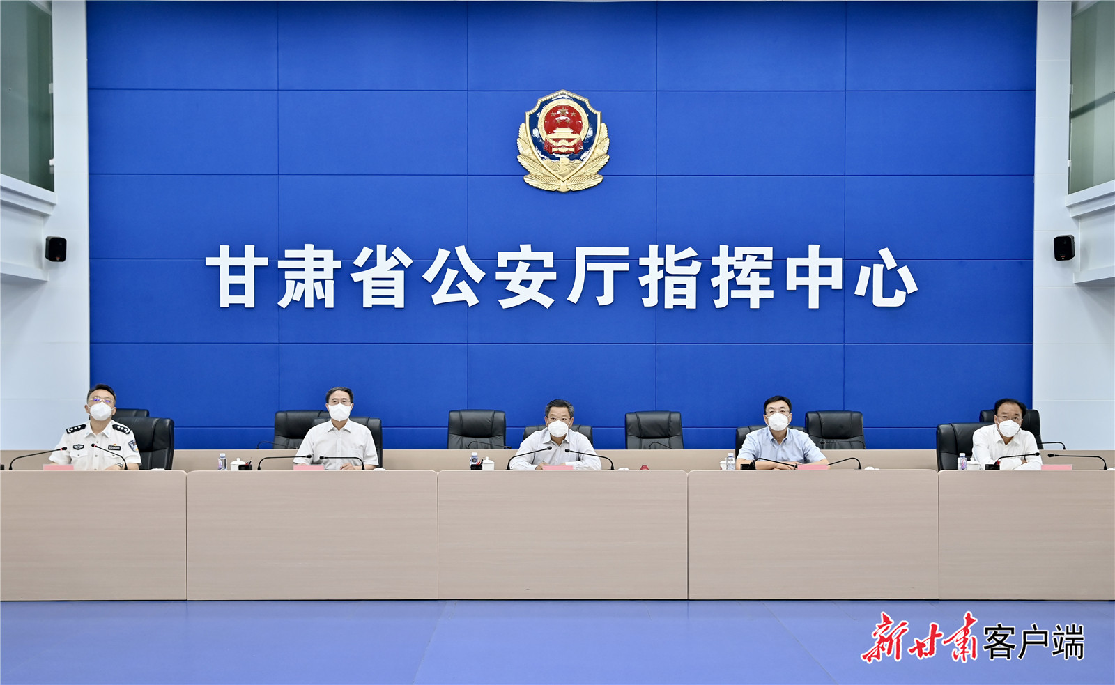 任振鶴在省公安廳調研1