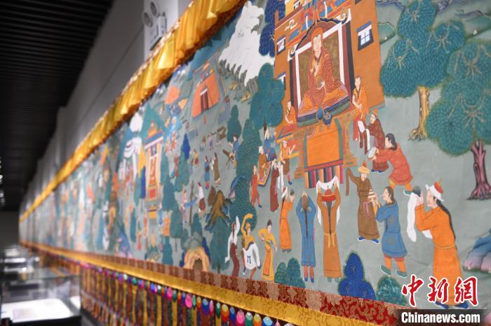 8月20日，“塔影河聲吉祥千年——涼州會(huì)盟暨蘭州與武威文物聯(lián)展”在蘭州市博物館開展。戴文昌 攝